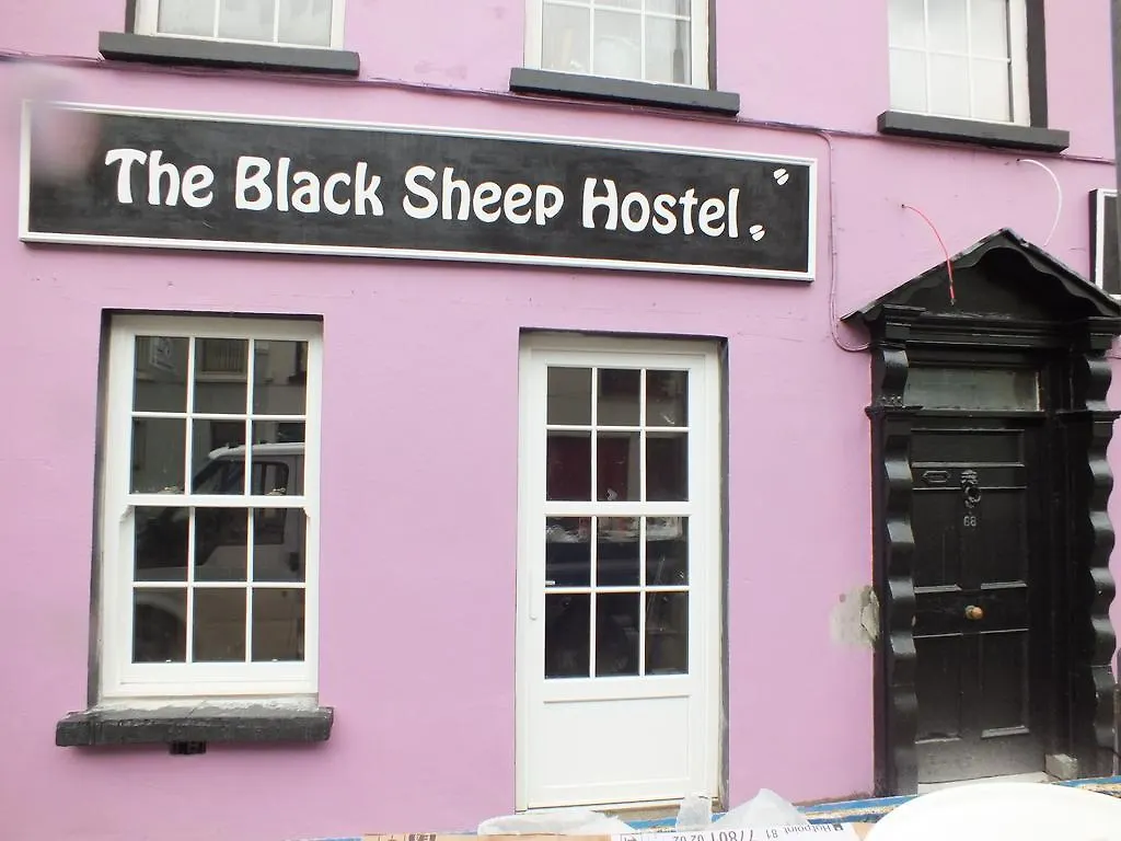 The Black Sheep Hostel Cill Airne 0*,  Irlanda